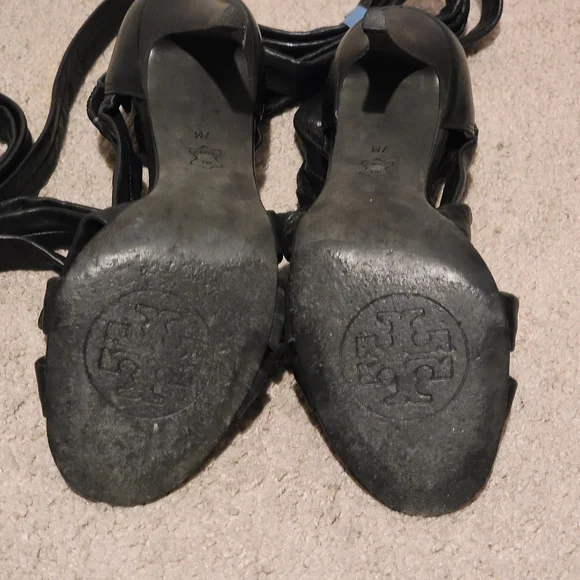 Tory Burch Lounge Baby Black Leather Ankle Wrap Heels Size 7 - Picture 9 of 12